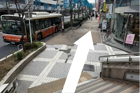 桜木町のバス乗り場までのルート3