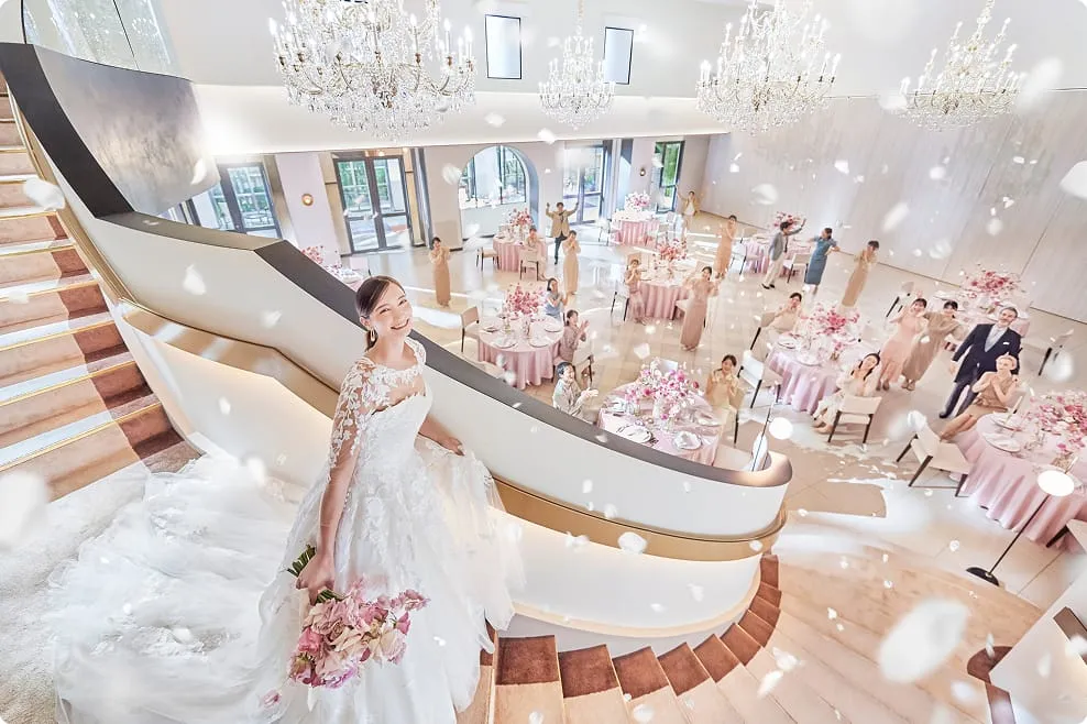 アニヴェルセル みなとみらい横浜のチャペル&パーティ会場のイメージ画像3