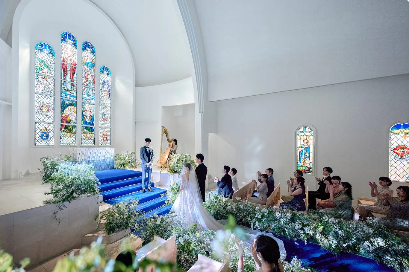 おふたりの憧れを叶える
アニヴェルセルの挙式