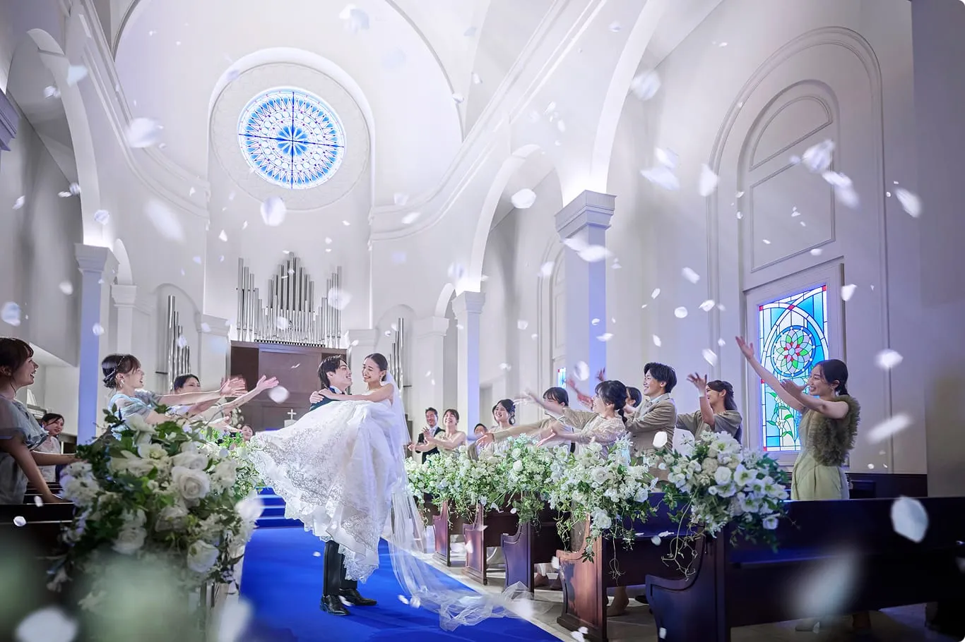 おふたりの憧れを叶える
アニヴェルセルの挙式