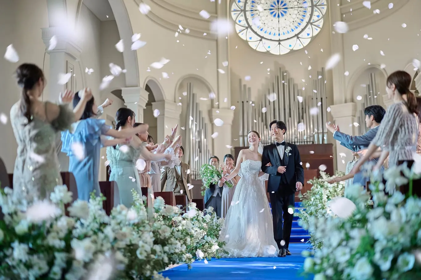 おふたりの憧れを叶える
アニヴェルセルの挙式