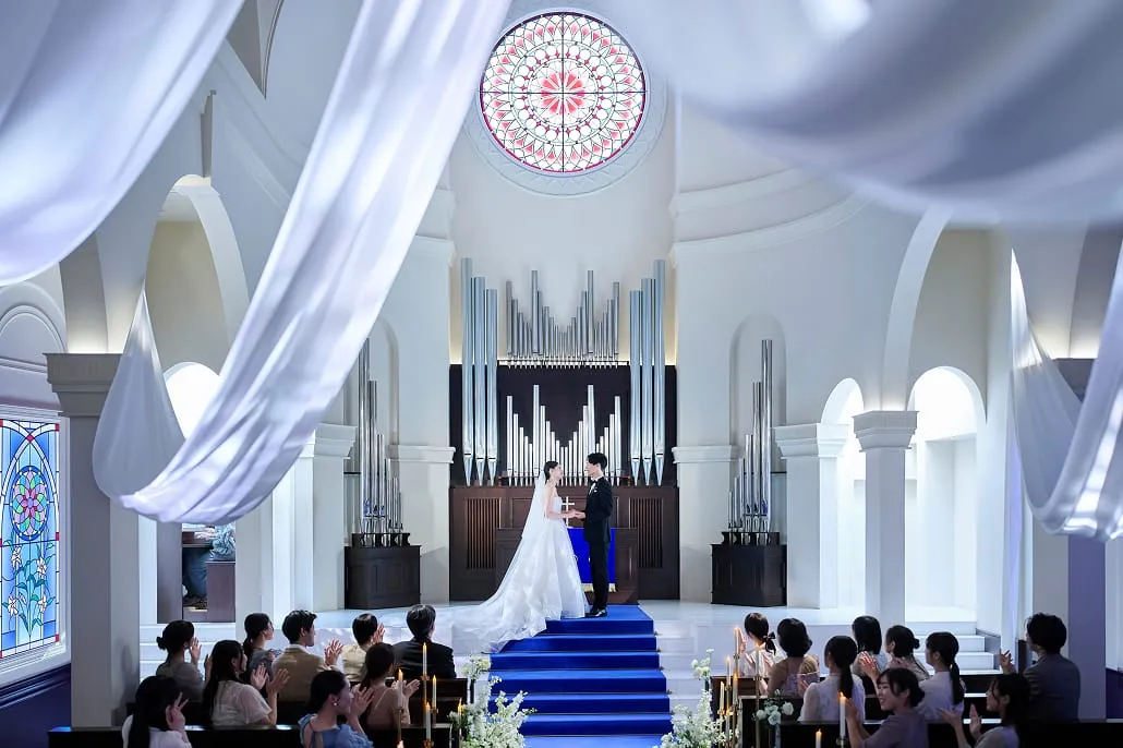 チャペルで行うキリスト教式