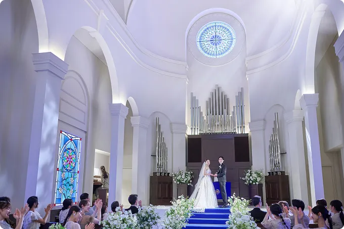 チャペルで行うキリスト教式