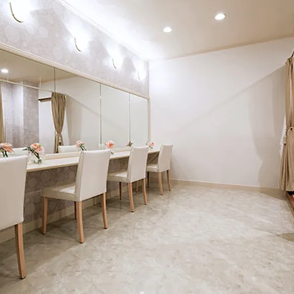 ヘアメイク/着付室