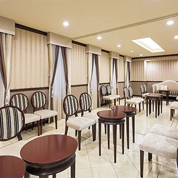 親族控室 / 親族紹介室