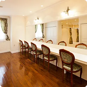 ヘアメイクサロン