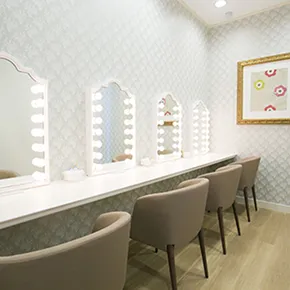 パウダールーム