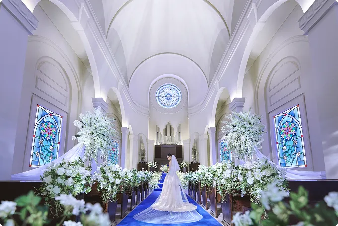 圧巻のスケールを誇るチャペル