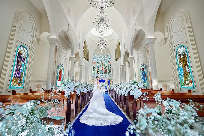 ロイヤルブルーのバージンロード