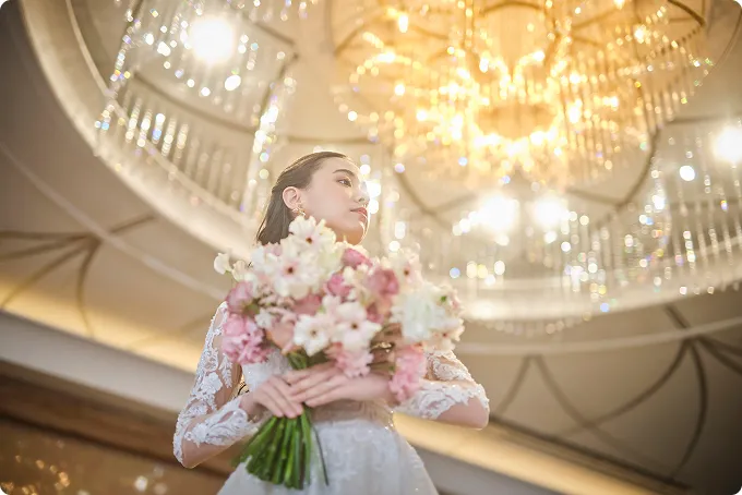 煌びやかなシャンデリア