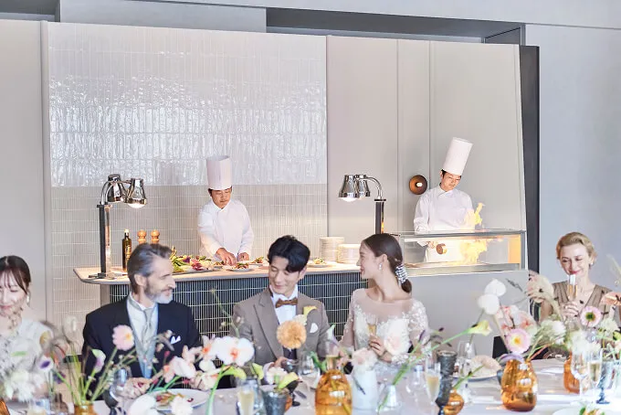 ライブ感あふれるオープンキッチン