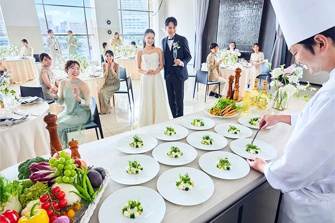 多彩な演出やオリジナルメニューで、
ゲストを笑顔にするおもてなし。