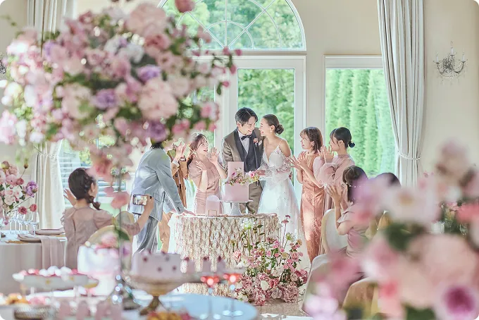 多彩な会場アレンジが叶う<br class='sm:hidden' />憧れの空間