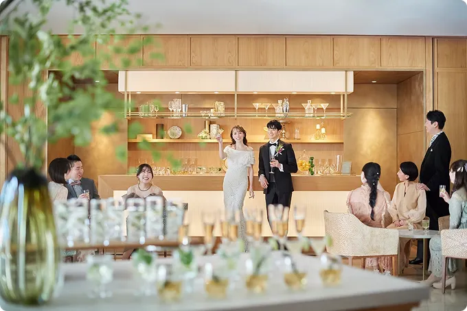 自然で彩るロビー・バーカウンター