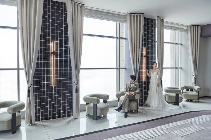 邸宅を思わせるモダンなインテリア