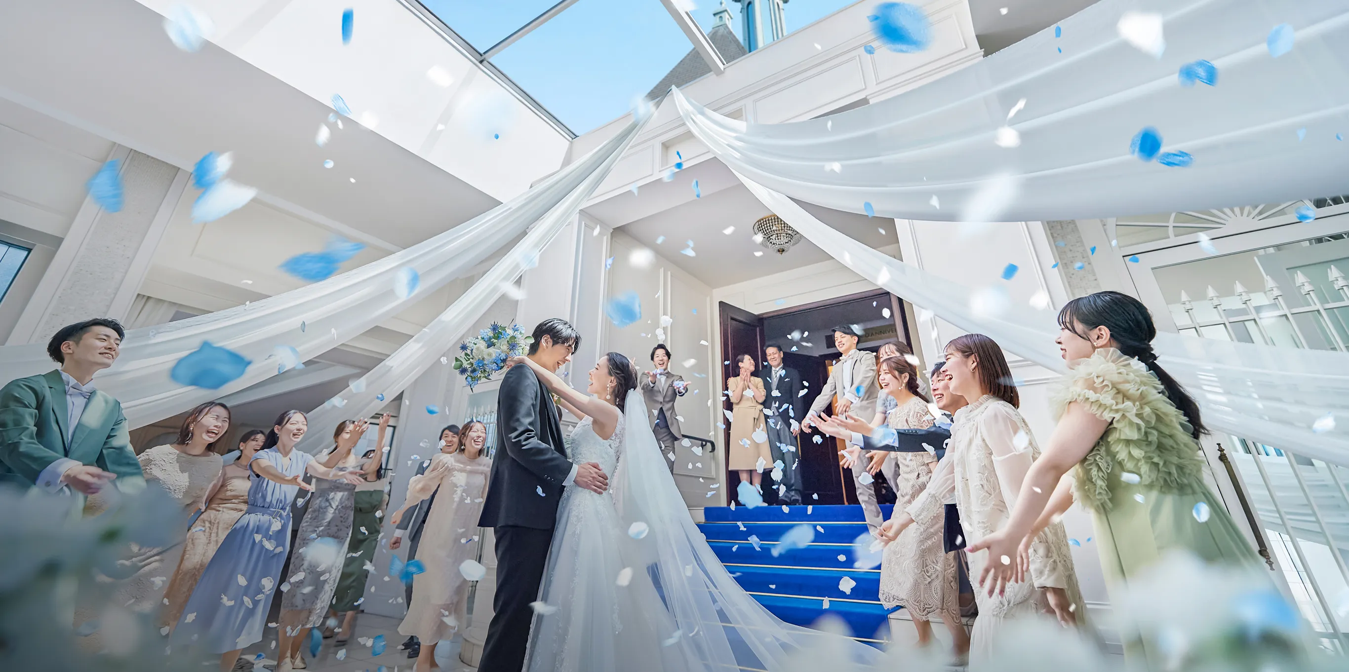 チャペル & パーティ会場