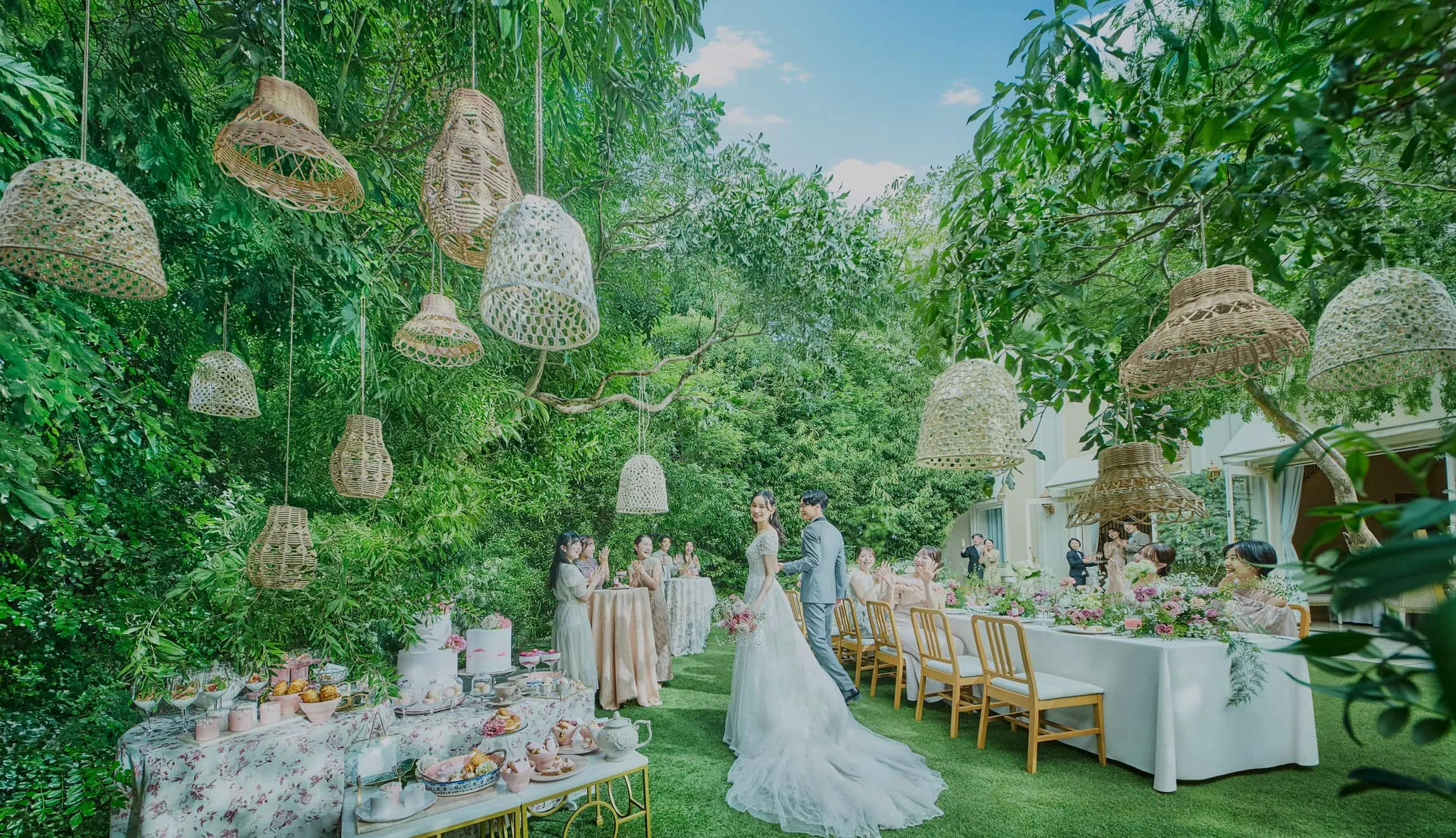 アニヴェルセル 江坂（新大阪）について