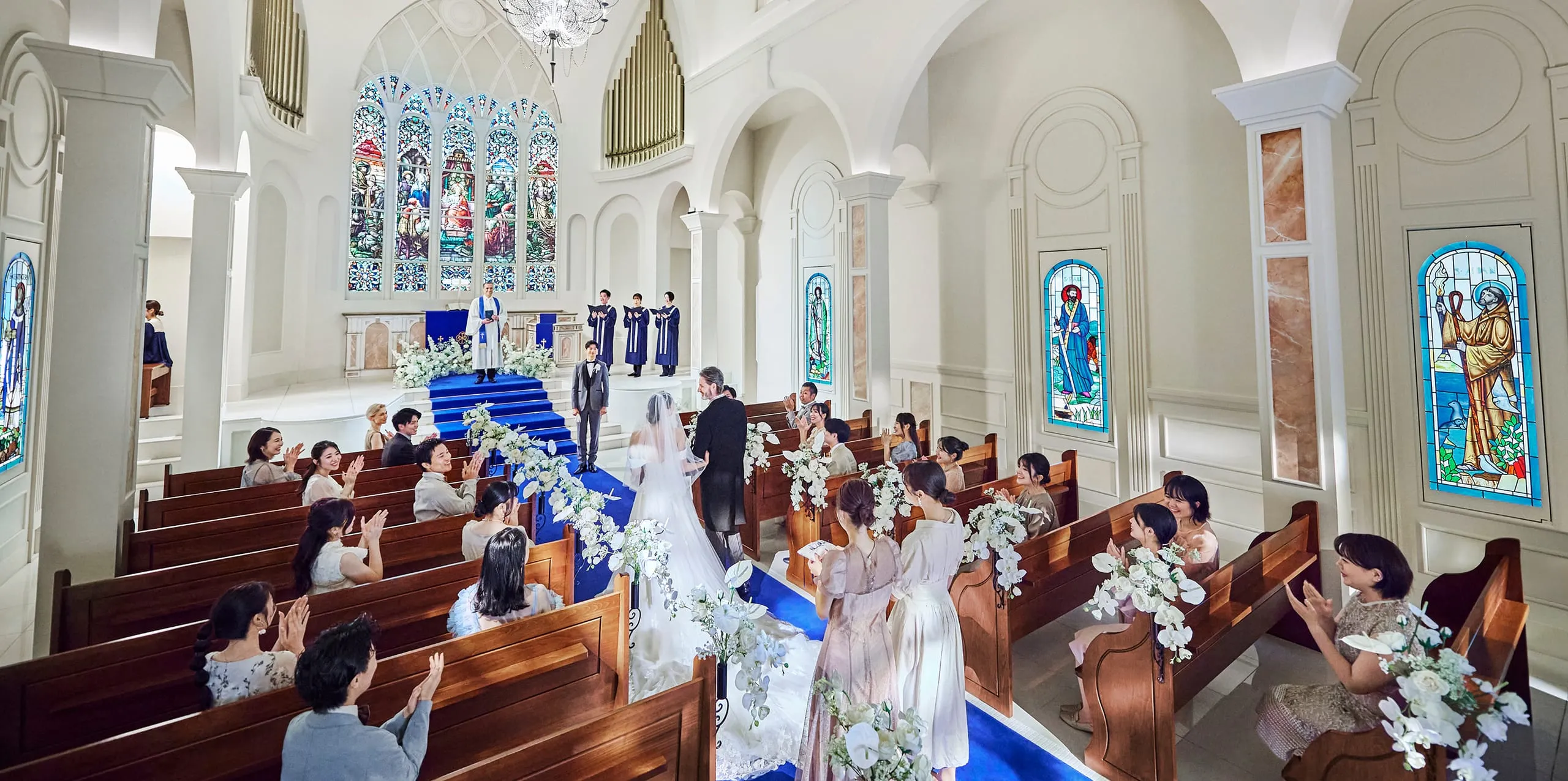 チャペル & パーティ会場