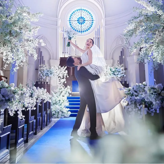 アニヴェルセル 大阪について