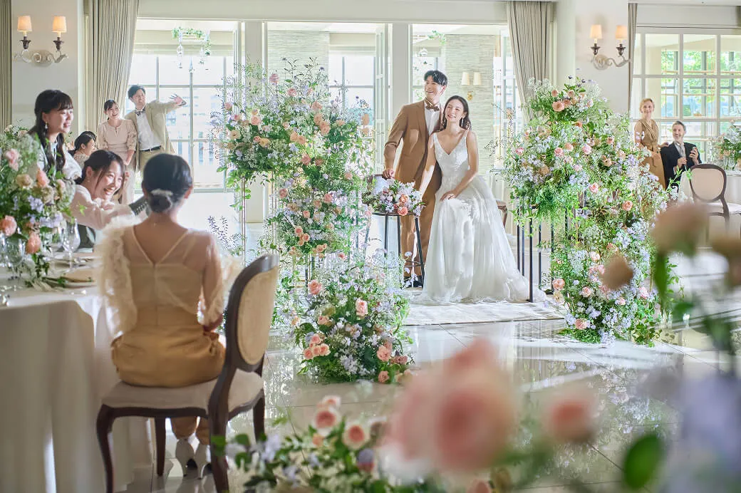 海外のパーティのような演出