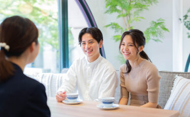 結婚式場の打ち合わせ回数は何回？当日までの大まかなスケジュール＆流れ【結婚式打ち合わせ編】