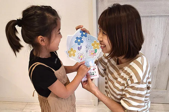 きって・はって・ぬってつくる!GWの“おうち時間”を家族で楽しむペーパー遊び