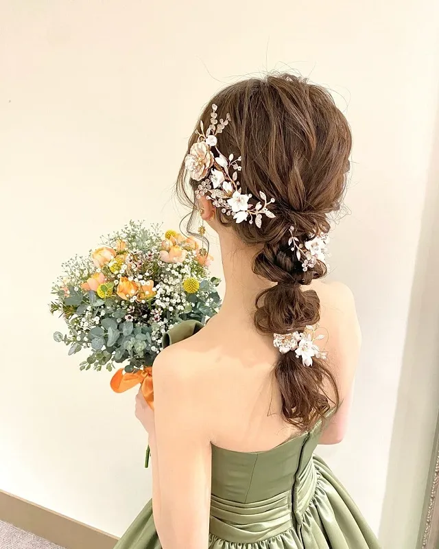 玉ねぎヘアと相性抜群！花のヘッドパーツ