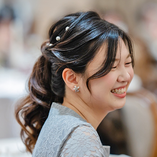 結婚式参列のゲスト髪型