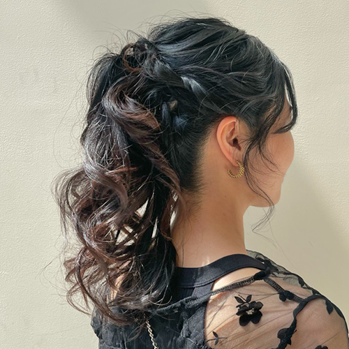 結婚式参列のゲスト髪型