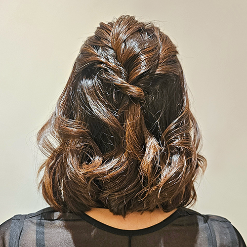 結婚式参列のゲスト髪型