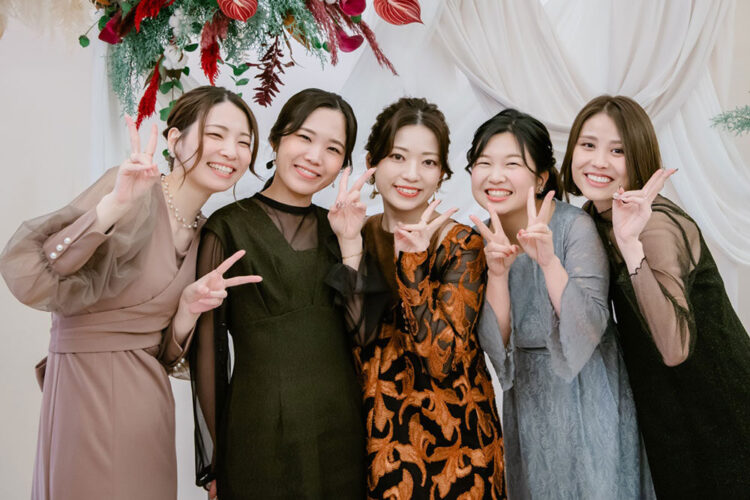 【結婚式参列のゲスト髪型】お呼ばれヘアアレンジ22選♡ロング・ミディアム・ボブ・ショート
