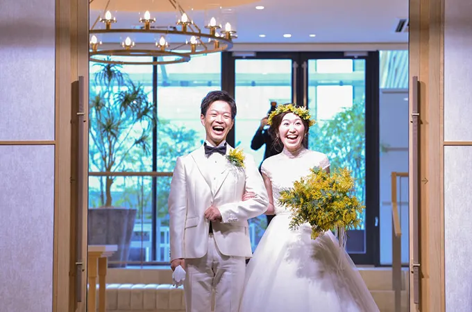 【#結婚式BGMリスト】泣ける・笑える・楽しめる音楽!先輩カップルの実例集