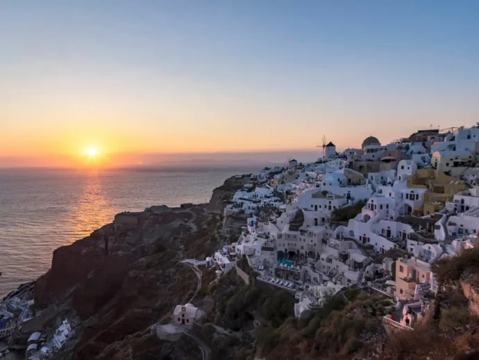 ギリシャ – 世界一美しい「イアの夕陽」