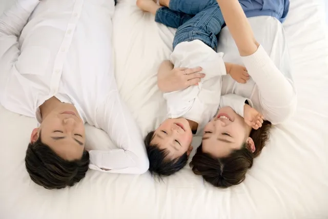 8月1日は「やっぱり家の日」。猛暑でも涼しく快適に、電気代を節約しながら暑さ対策するコツは?