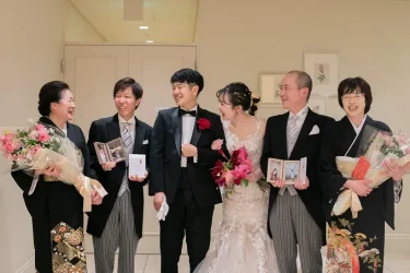 結婚式の費用は誰が出す？負担割合の決め方やタイミング・注意点を解説