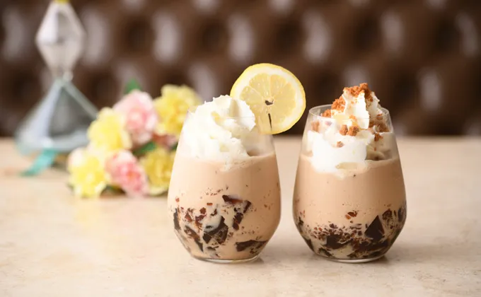 コーヒーゼリー入りフローズンが登場!食感も見た目も楽しめるドリンク♪