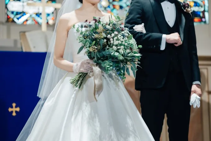 2023年【入籍に縁起のいい日取り&吉日カレンダー】結婚式のお日柄・引っ越し日にも