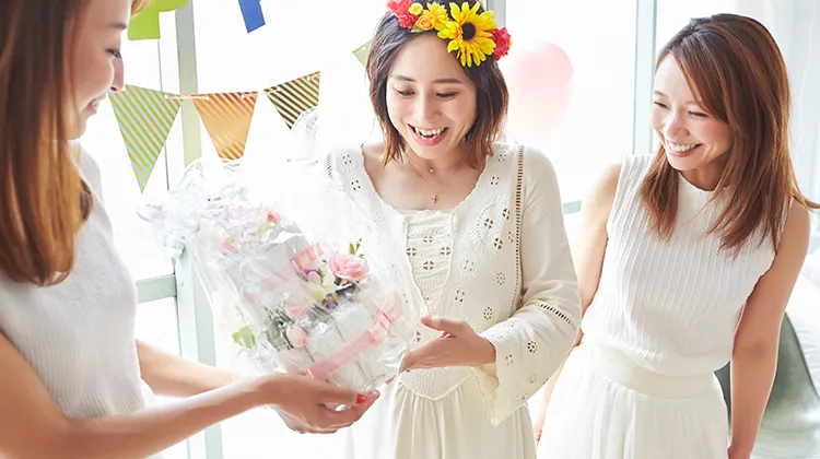 6月6日は「ベビーシャワーの日」。 皆に幸せが降り注ぐベビーシャワーで出産前の安産祈願