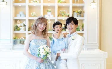 【WEDDING REPORT】パパママキッズウェディング♡チャペルでの誓いのキスは子供と3人で