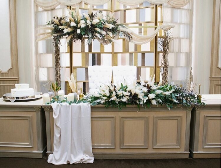 秋冬のウェディングにおすすめ♡パンパスグラス メインテーブル  