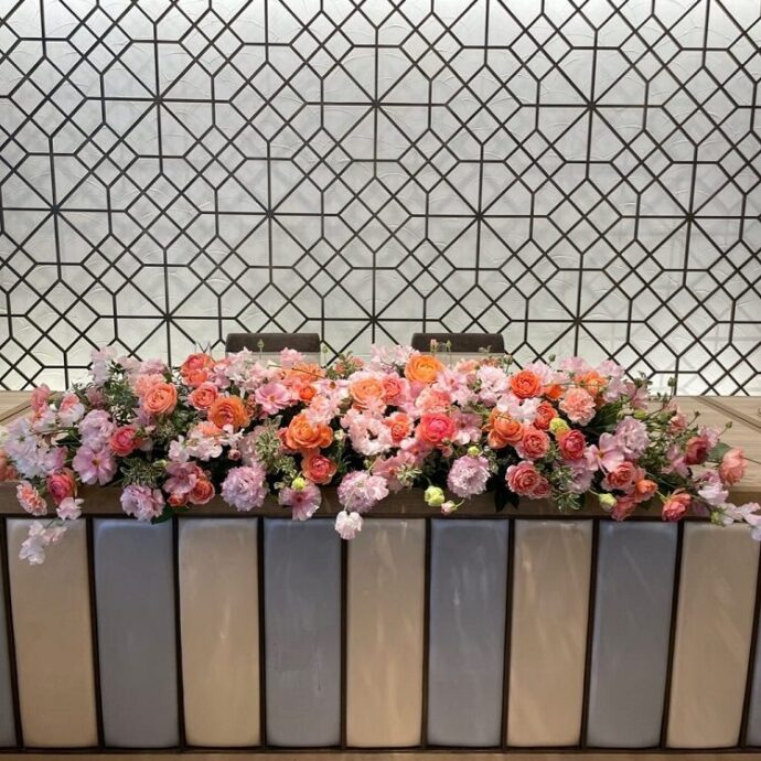 ピンク系メインテーブル装花10選♡可愛らしさ重視の花嫁にもおすすめ 