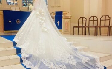 新郎に人気の白タキシード!おしゃれなコーディネート10選【今週のスタスナ】