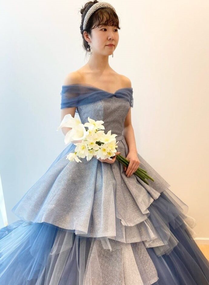 結婚式のお色直しで選びたい♡美しいグラデーションのカラードレス10選