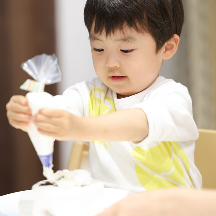 子供と学ぶ初めてのフレンチテーブルマナー