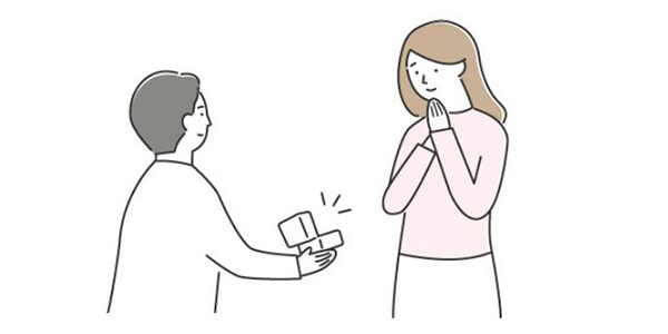 結納金の代わりに婚約記念品を贈る