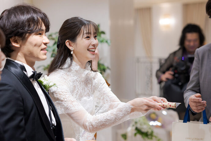 TATSUさんと足立梨花さんの結婚式レポート