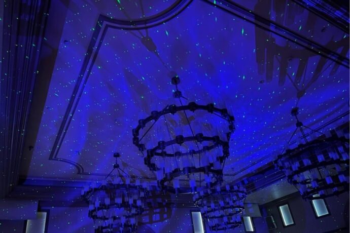 結婚式のスターライトレーザーの演出