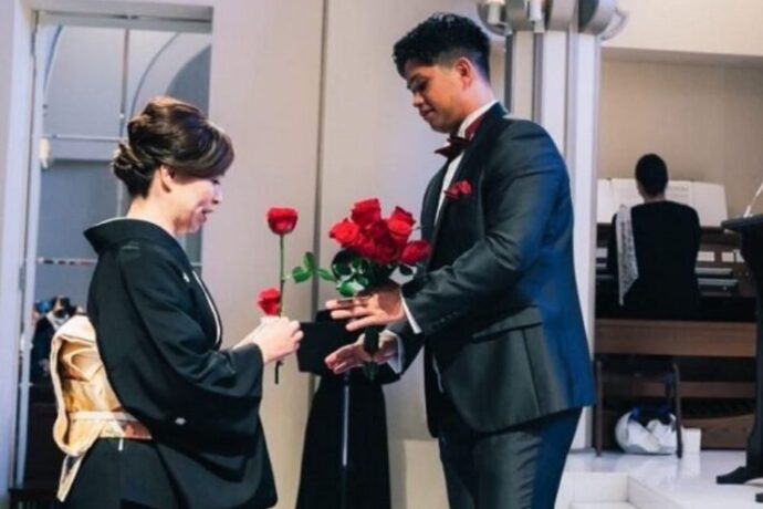 結婚式のダーズンローズの演出