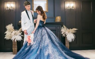 カラードレスのトレンド！人気のグリッタードレス10選【今週のスタスナ】
