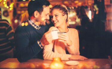 【結婚相手との出会いのきっかけランキング】アプリやSNSを利用した出会い方のメリットとは？